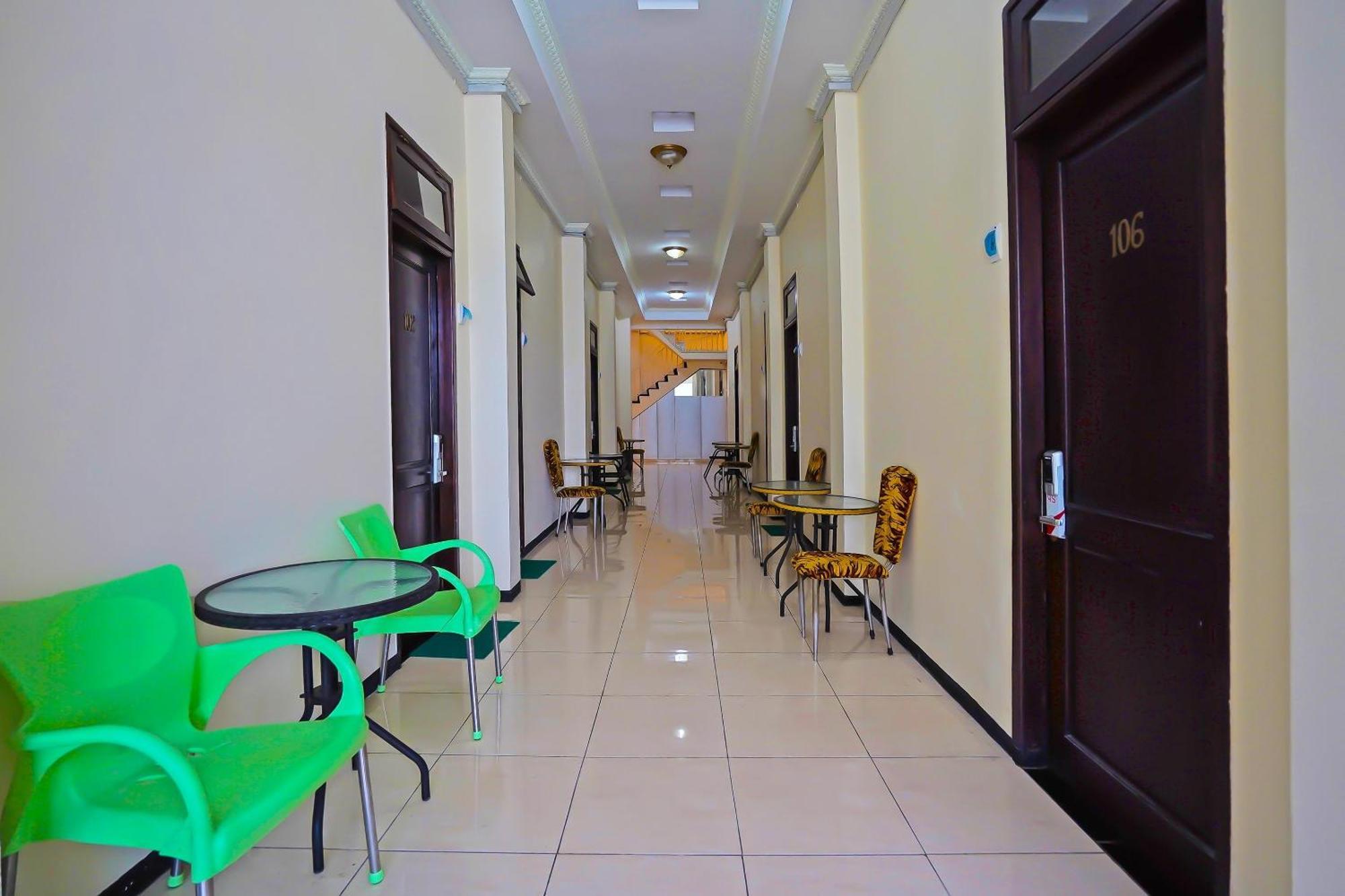 OYO 511 Grace Residence Surabaya Exterior foto